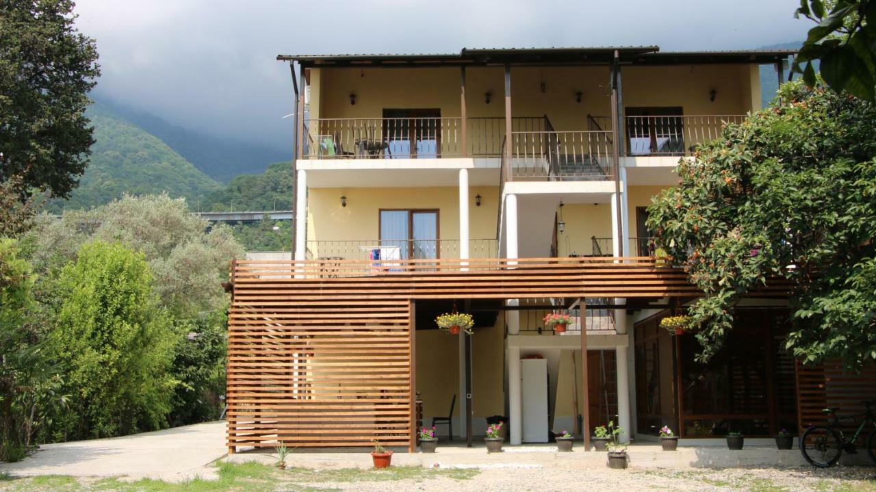 Guest House Letto Gagra Exteriér fotografie